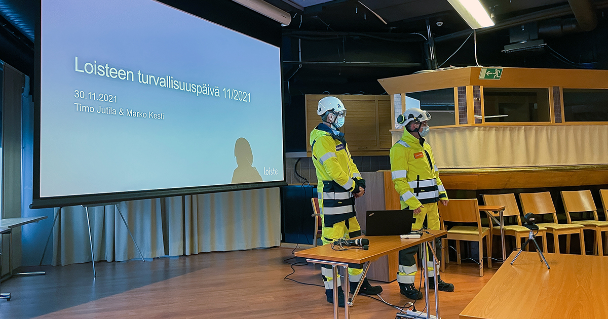Kajaven ja Loiste Lämmön yhteisessä Turvallisuuspäivään toimitusjohtajat Timo Jutila ja Marko Kesti osallistuvat turvallisissa varusteissa.